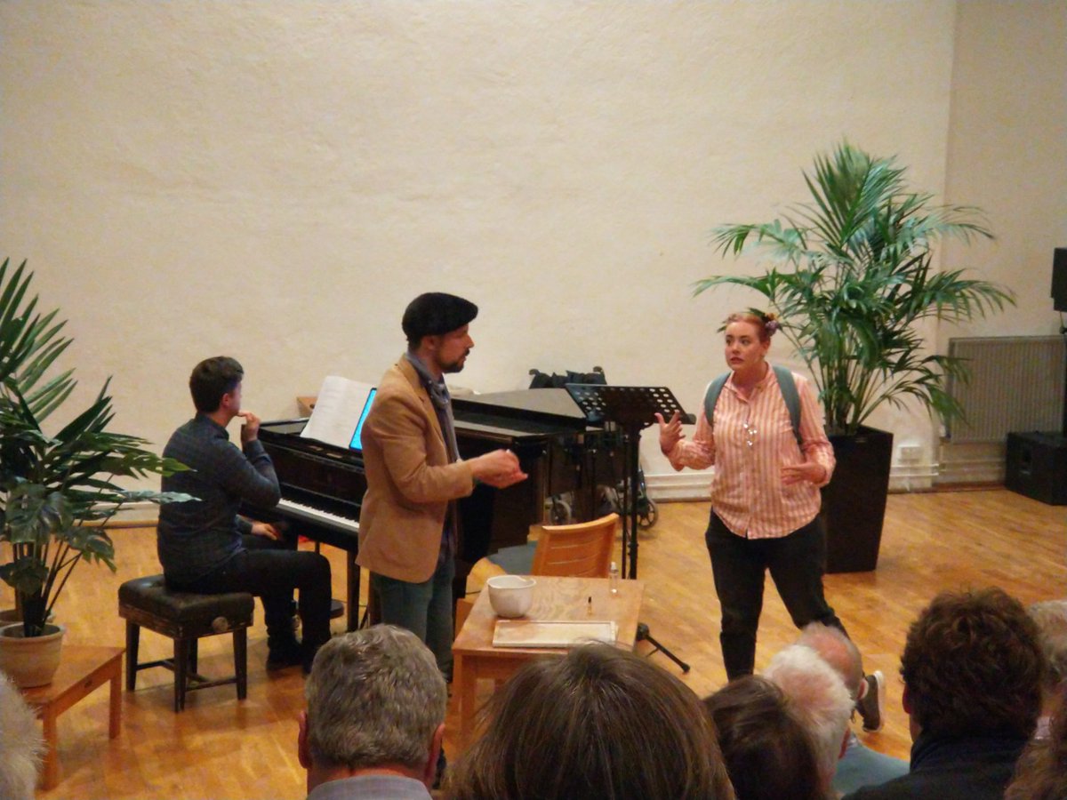 Sarah Bardwell tweet media