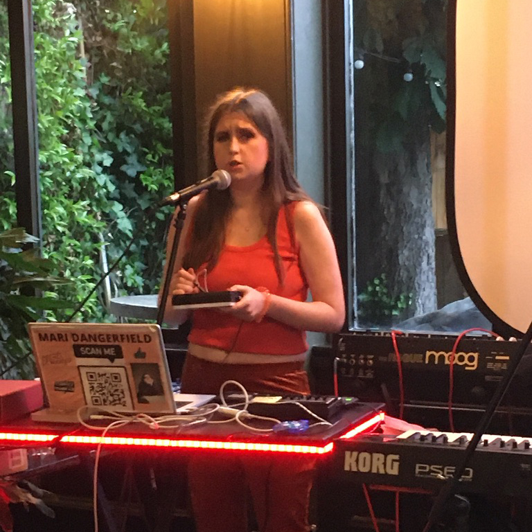 SweetMachineUK's tweet photo. Thanks to everyone who came to the last night of @BrockleyMax @TheHonorOak_Pub #gig with @robot_rocker & @MariDangerfield Thanks to Charlotte & team, Dave @BrockleyStudios and the #bmax2022 #festival organisers for a great week.#synthpop #synthwave #electronica #indiemusic https://t.co/SmR8ZAyw9Y