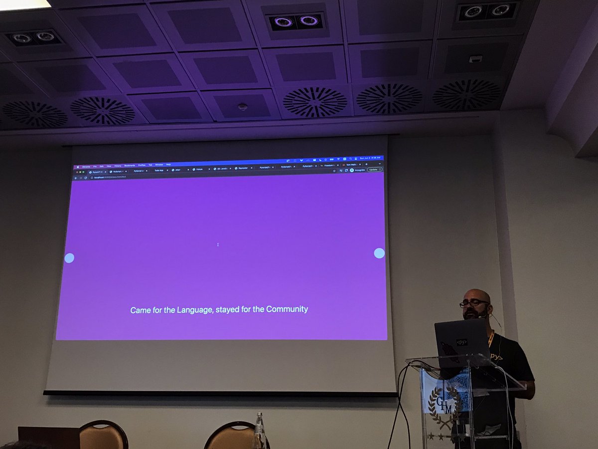 LucaCorbucci's tweet image. The last #PyConIT2022 keynote. 

@b_smoke talked about python communities and #Pyscript.