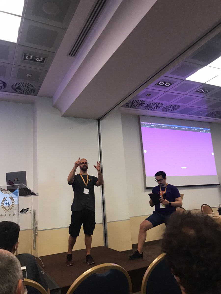 LucaCorbucci's tweet image. The last #PyConIT2022 keynote. 

@b_smoke talked about python communities and #Pyscript.