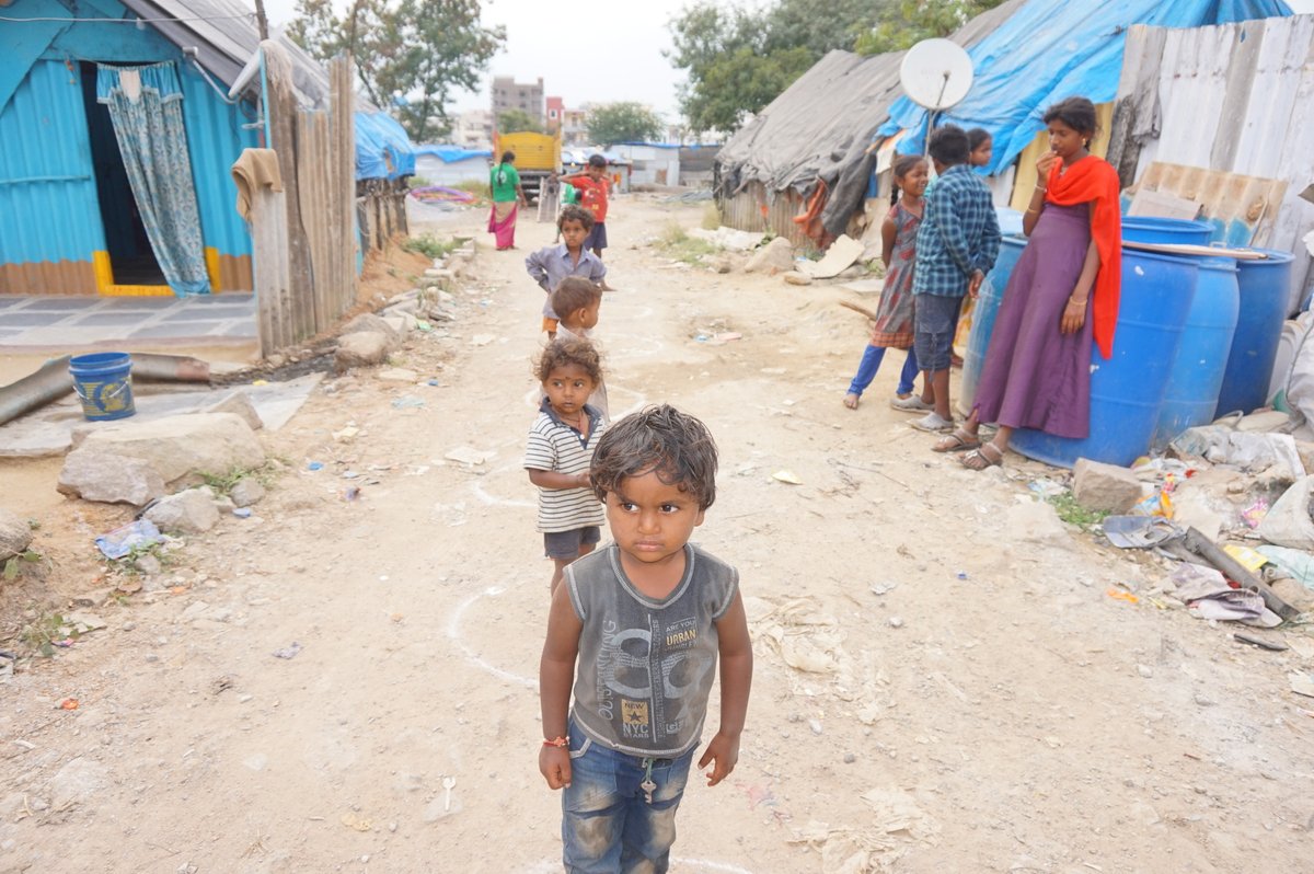 feedthepoor6's tweet photo. Hi,
Help the regular "#FoodDonationProgram" to feed the homeless, poor and vulnerable who are #suffering from #hunger due to #poverty, your contribution will relief to starving poor from hunger and save the poor lives, Please any help here: https://t.co/QMmtk3uX5v π https://t.co/gLhHLQuc6k