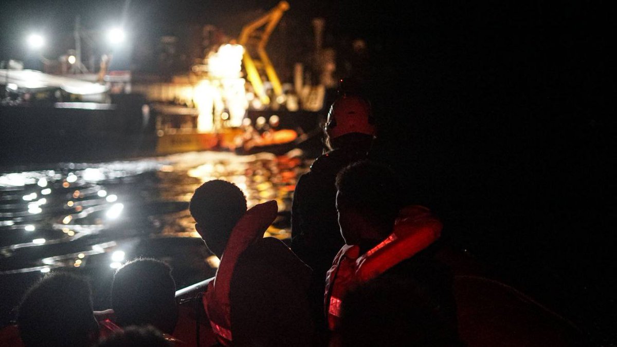 RescueMed's tweet photo. 3/3
The rescued people are now on board the #SeaWatch3 where the crew is taking care of them.
They now have 307 people on board. The #MareJonio is continuing its #Mission12 in the Libyan SAR area.
#CivilFleet #CooperationAtSea https://t.co/VAUXzZERMD