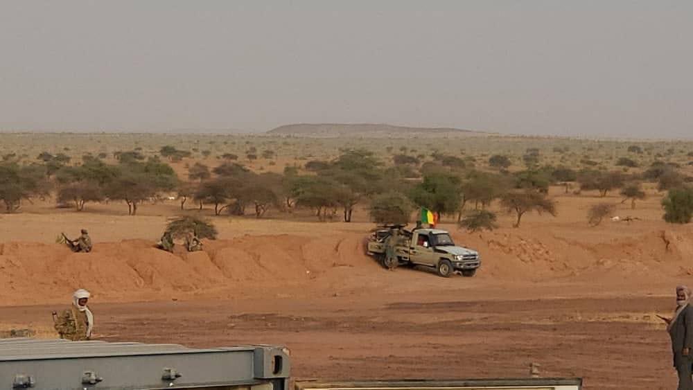 Le drapeau malien flotte sur la ville stratégique d’Andéramboukane (#Menaka) grâce à une coalition FAMAS-MSA menée par le Général Ag Gamou.#Mali