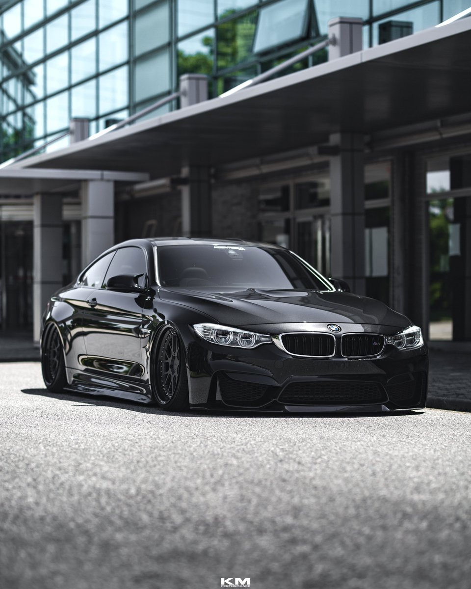 kmperformancejp's tweet photo. Black on Black https://t.co/NMkgiNaQtF