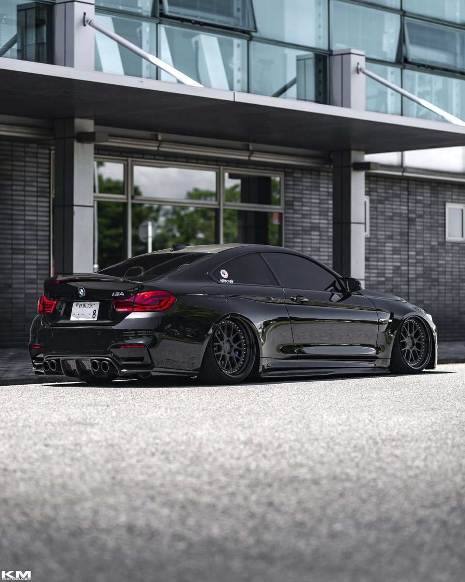 kmperformancejp's tweet photo. Black on Black https://t.co/NMkgiNaQtF
