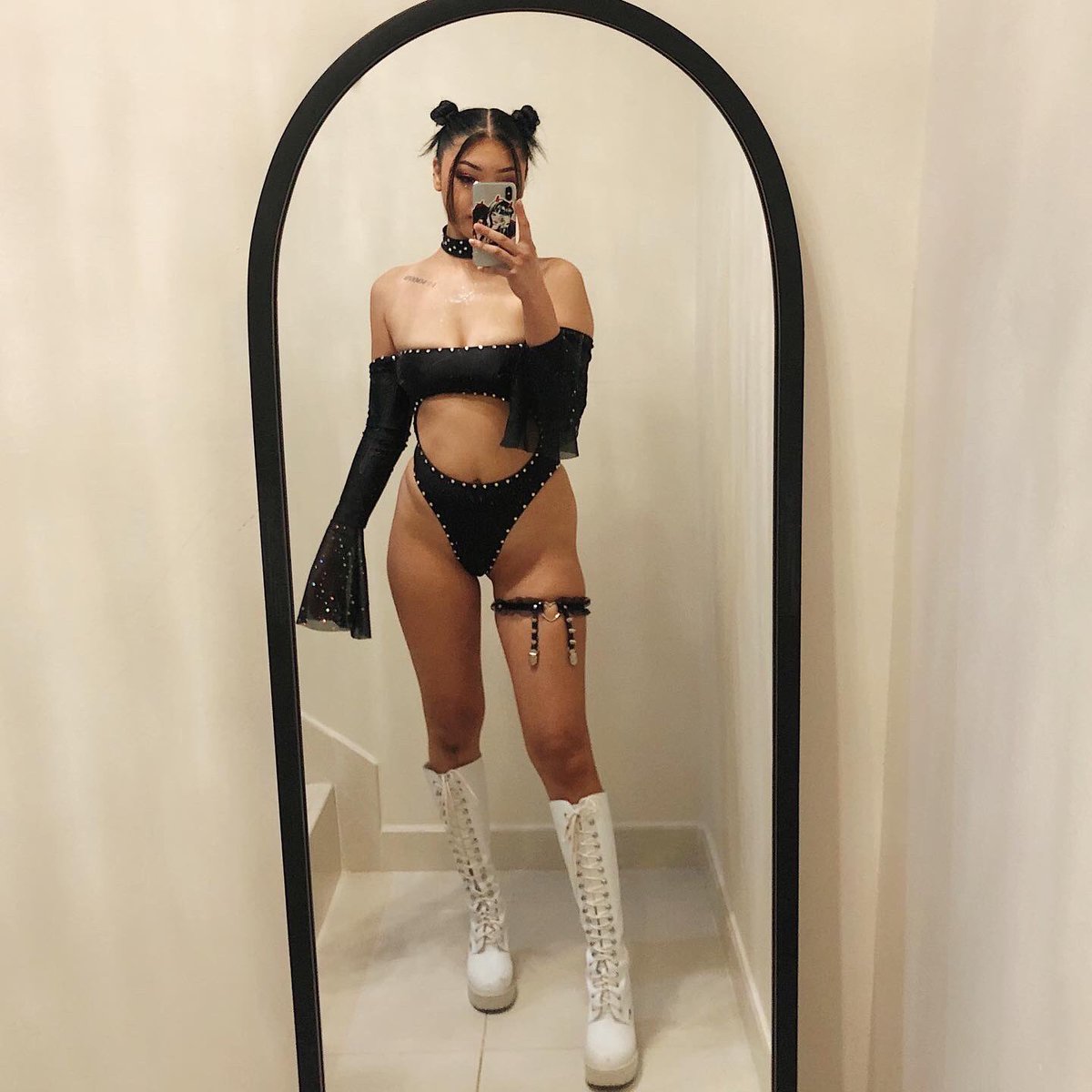 jaieashajanae_'s tweet photo. Raved in paradise 🌴❤️‍🔥 https://t.co/8MyyRaFlrH