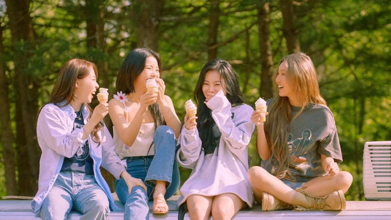 mamamoostyle's tweet photo. 마마무 항상 사랑하고 감사합니다 https://t.co/MYuEIV1Hgz