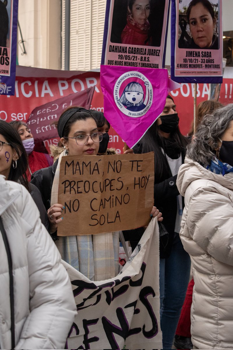 CasaMujeresTuc's tweet photo. #3J #NiUnaMenos 
Las calles son nuestras!
#VivasNosQueremos 
#LaDeudaEsConNosotras 
#Hartas
#BastadeViolencia
#BastadeFemicidios
#EmergenciaNacionalYa! https://t.co/WdMuZVmDM9