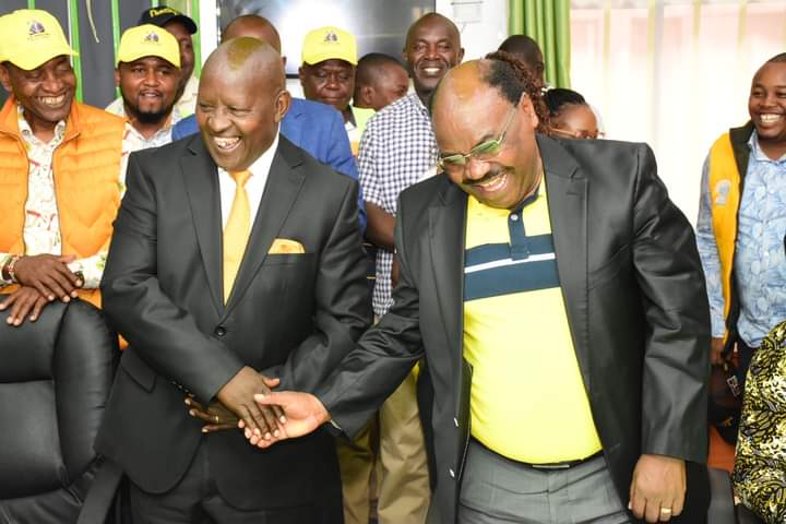 GovernorKahiga's tweet photo. Received Certificate of Nomination from IEBC to vie for Nyeri's Gubernatorial seat on August 9.
#kabamwalimu
#wirauroneka
#formniUDA
#Mpangonibottomup https://t.co/0jJKqnSy2c