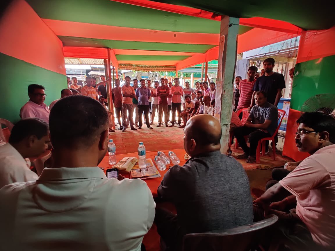 drrajdeeproy's tweet photo. At #Samaguri campaigned for @BJP4Assam candidate in connection with the #kaacelection
@KPaulMLA
@PhanindranathS3
@Bhabesh_KalitaR
@himantabiswa https://t.co/DaKBndaAWw