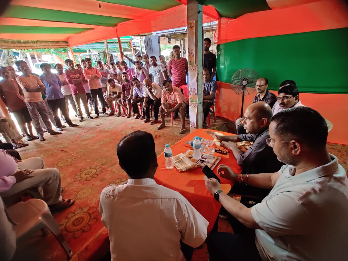 drrajdeeproy's tweet photo. At #Samaguri campaigned for @BJP4Assam candidate in connection with the #kaacelection
@KPaulMLA
@PhanindranathS3
@Bhabesh_KalitaR
@himantabiswa https://t.co/DaKBndaAWw