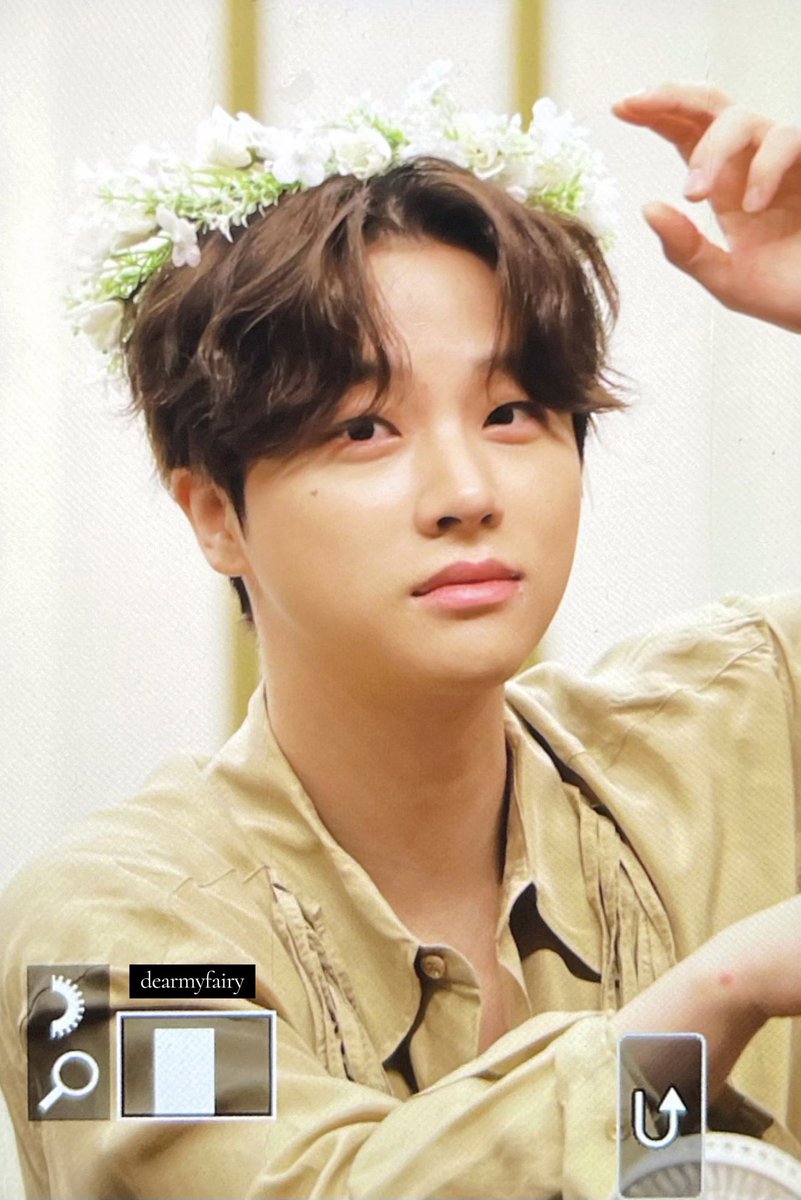 dearmyfairy's tweet photo. 220605 대면팬싸

딱 진환이꺼잖아 💐🌼🌷

#진환 #김진환 #iKON   
#JINHWAN #JAY #ジナン https://t.co/3Ey3TV5RXf