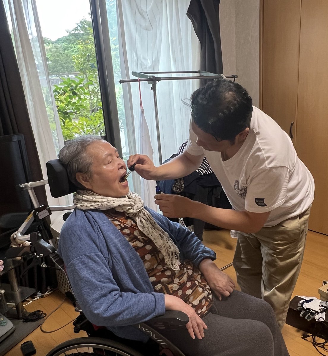 SecondLifeCBD's tweet photo. 英国の経済誌『The Economist』の取材終了

自分の目で麻の可能性や必要性を見せて頂けている事は本当に貴重な経験だと思う

今この活動が出来ているのは
SLC利用者さんや僕と関わって下さった皆さんのおかげです

いつも本当にありがとうございます🙇‍♂️

明日からも頑張ります😊🌱

#SecondLifeCBD #SLC https://t.co/8Rw2h91fvQ