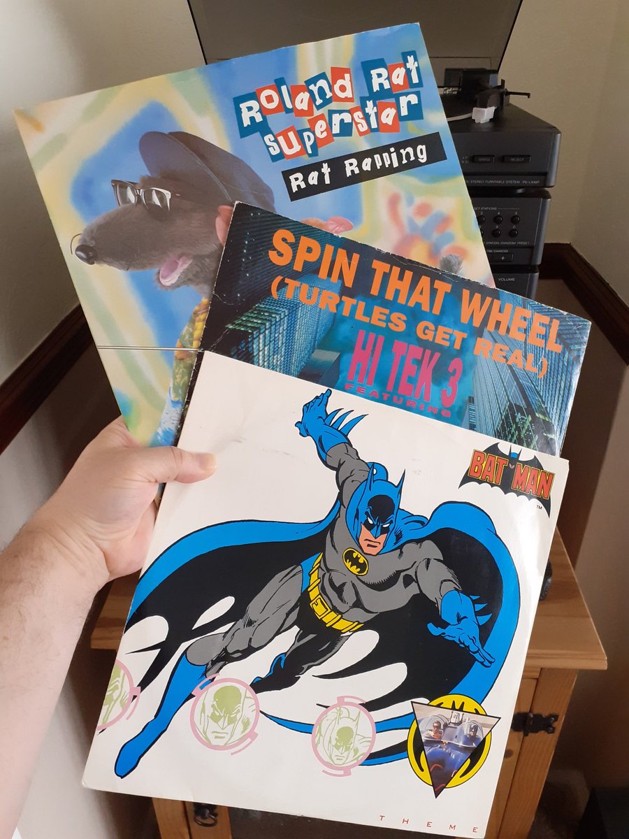 Keef_B_1's tweet photo. Going for novelty value. #SinglesSunday this week.
#Batman #Turtles #RolandRat #NowPlaying #Playlist #music
#SundayMorning #sundaysongbook #SundayThoughts #superheroes #BeSafeOutThere #KeepTheFaith #love
@60s_Batman @AffrenchFfrench
πβ€β https://t.co/sSNRGGd7js