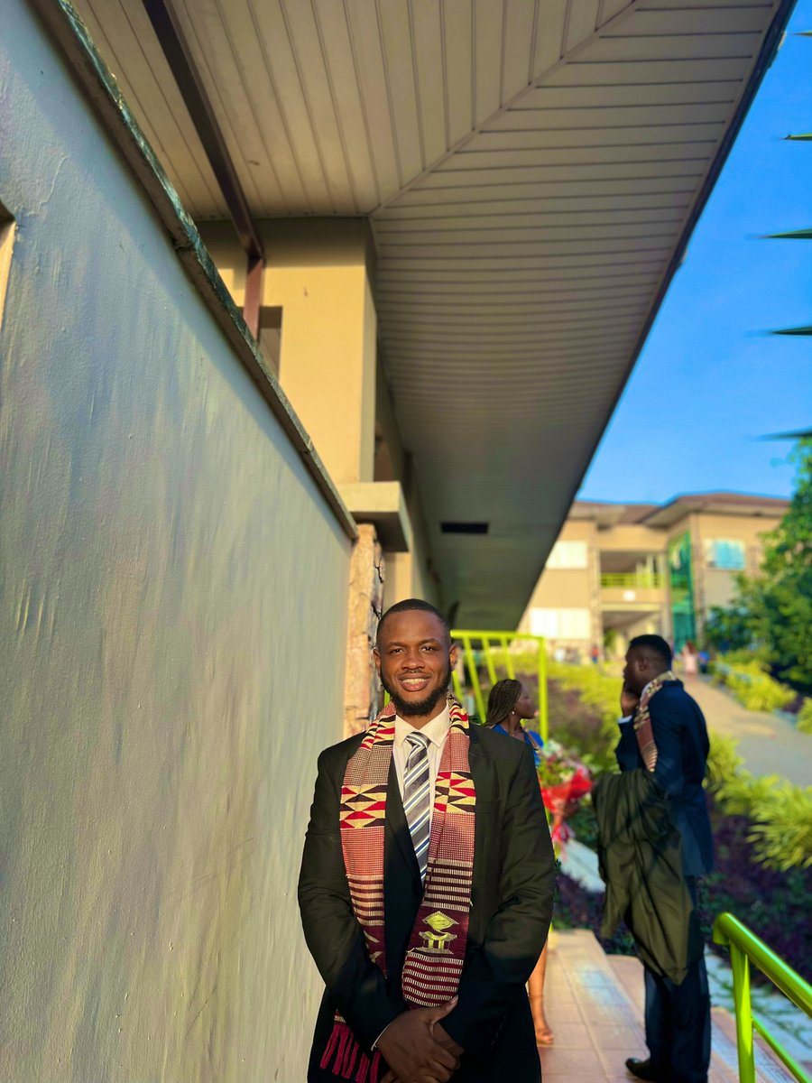 joooboyy's tweet photo. Bagged that Honor. One thing I wish was that my mother and sister were alive to see this. Regardless, I know they’re proud. This is for you two. Love,Always❤️ https://t.co/Q9LzL0XkJR