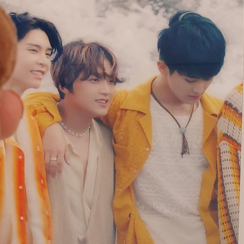 MARKHYUCK RANGKULAN 😭😭😭