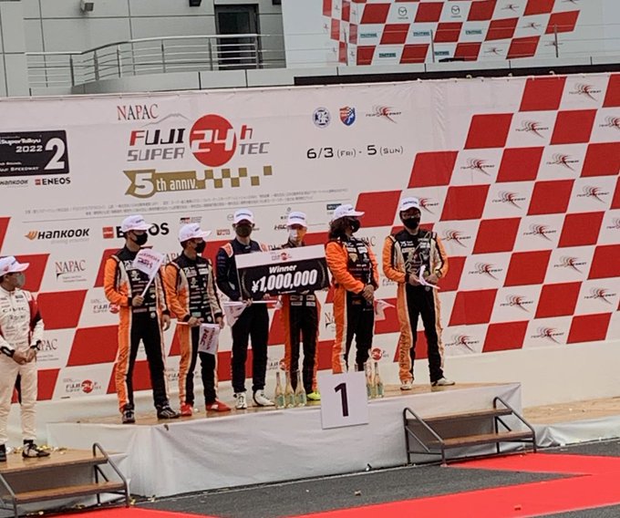 Twitterのコスプレ画像22