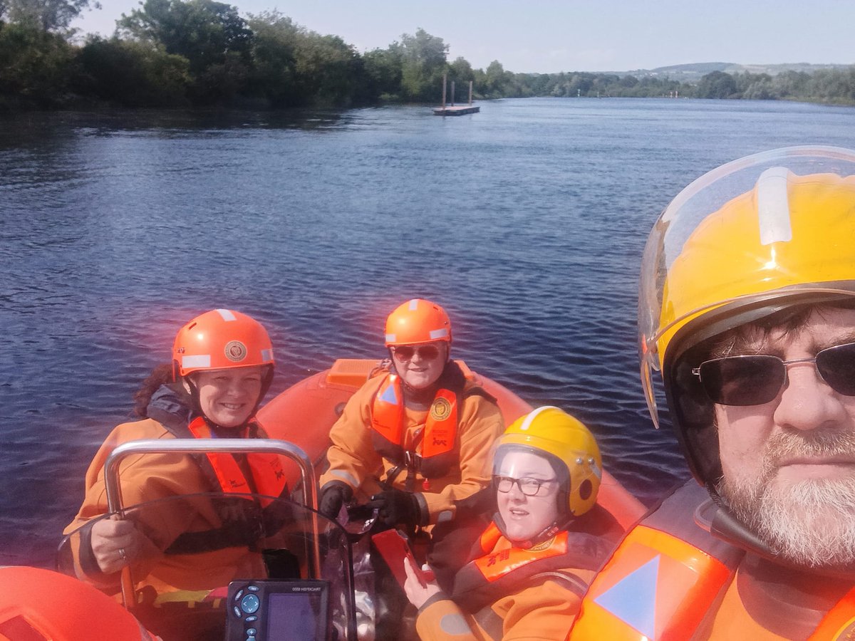limerickcd's tweet photo. Boat training this weekend - great to get back on the water...
@CivilDefenceIRL @LimerickCouncil
@Limerick_ie @ilovelimerick
@thisislimerick
#ourvolsrock #limerickcivildefence https://t.co/6WKVcwxdkd