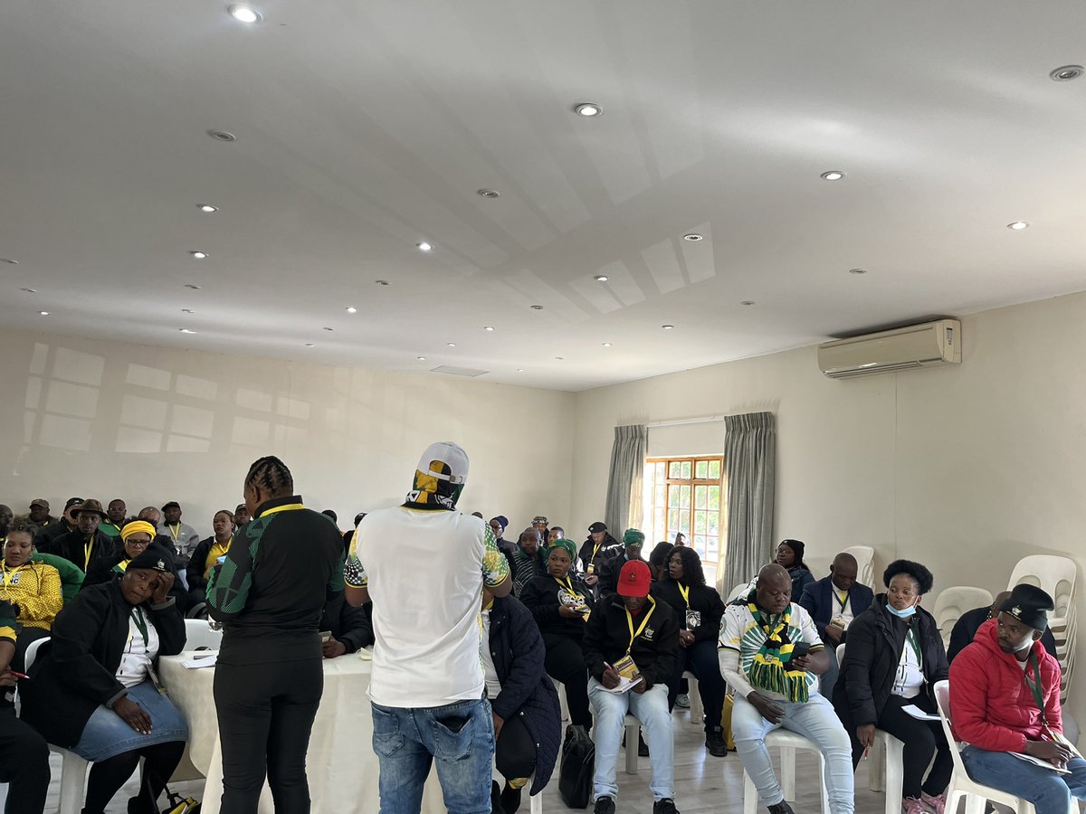 ANCJHB's tweet photo. IN PICTURES | Commissions are underway.

15th Regional Conference of the ANC in Greater Johannesburg. 

📍Idle Winds Conference Centre.

#ANCJoburgRegion
 #ANCJHB2022 https://t.co/eag5DSq97C