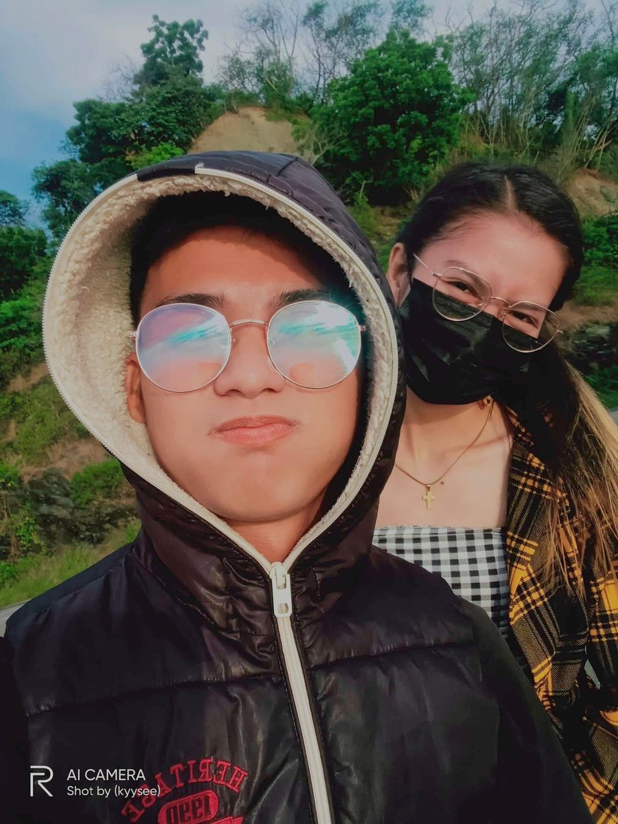 trixheyres_'s tweet photo. iloveyouuu! 💛🦋 https://t.co/zVRLd4P9hP