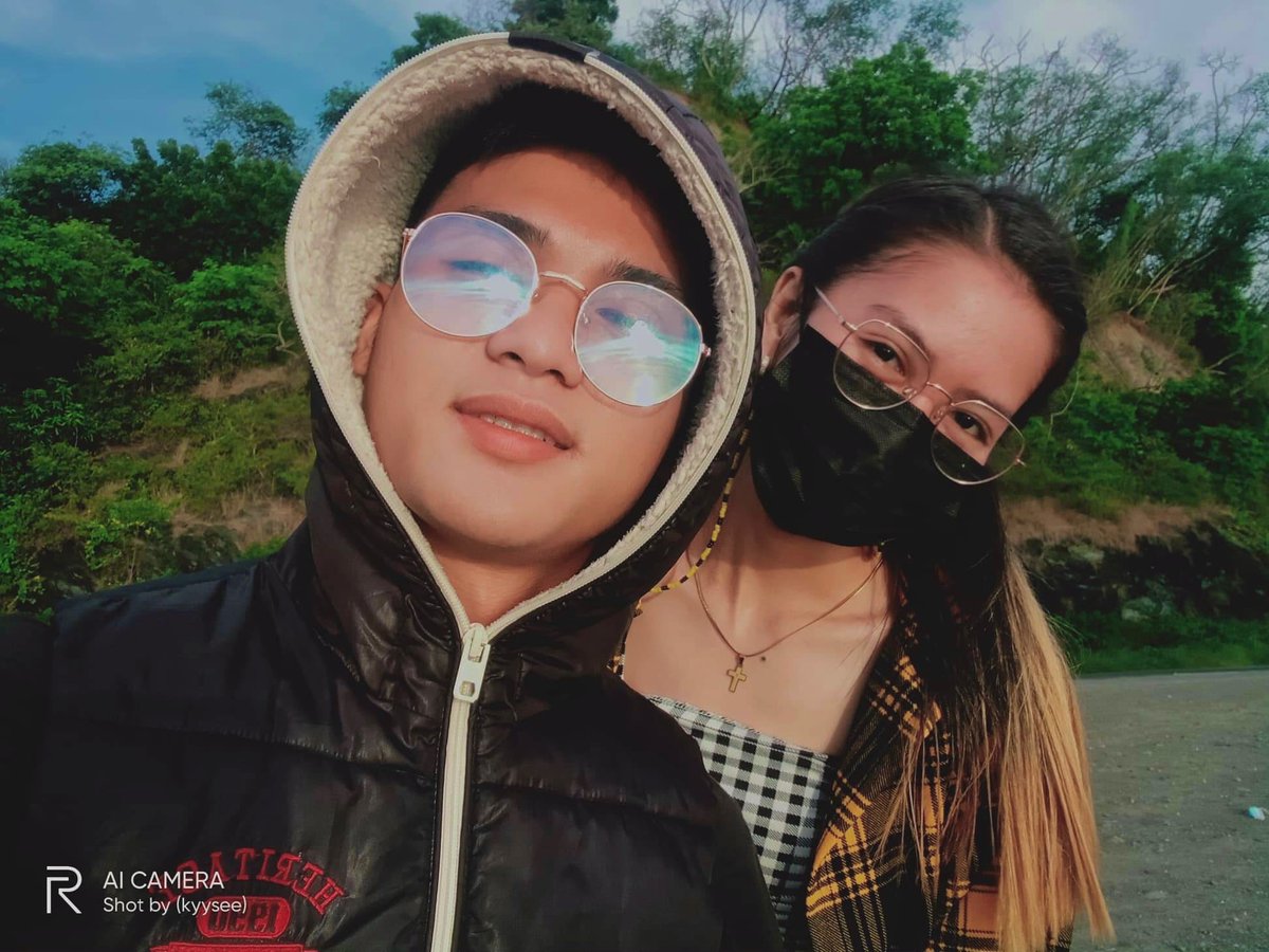 trixheyres_'s tweet photo. iloveyouuu! 💛🦋 https://t.co/zVRLd4P9hP