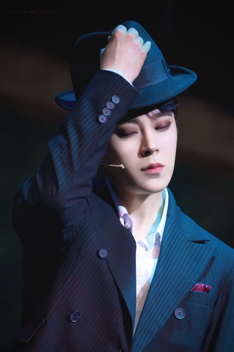 _Jane_pic's tweet image. 뮤지컬 &amp;lt; 사의찬미 &amp;gt;_ 220529①
사내 役 #이해준 배우님

그의 진짜 모습을 보게 될 거야