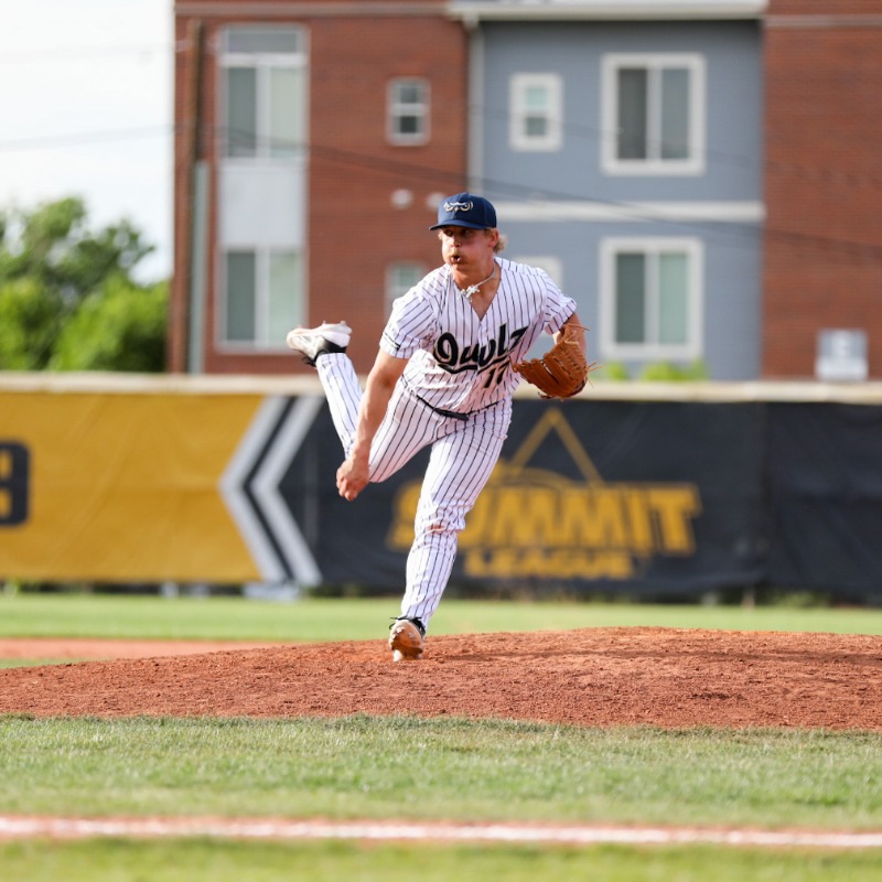 OwlzNoCo's tweet photo. Hey what's up hello 👋
We play baseball again today! ⚾
Here are all the links you need to get ready for first pitch at 1:05 this afternoon! Check em out 📺📊📓