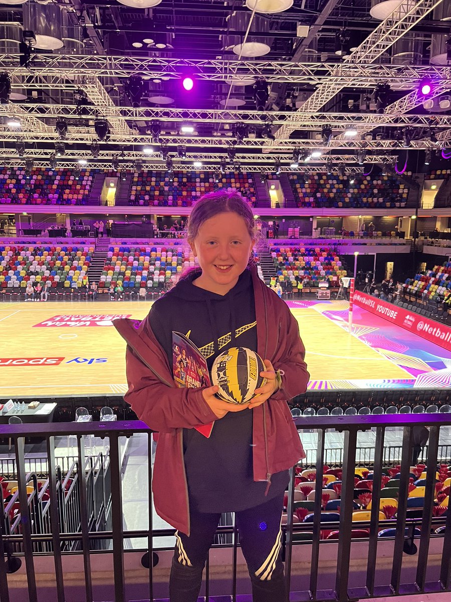 princessmemma's tweet photo. Come on Thunder!!!! #vnsl2022 @Mr_Ed_C https://t.co/QpUpyxSi0W