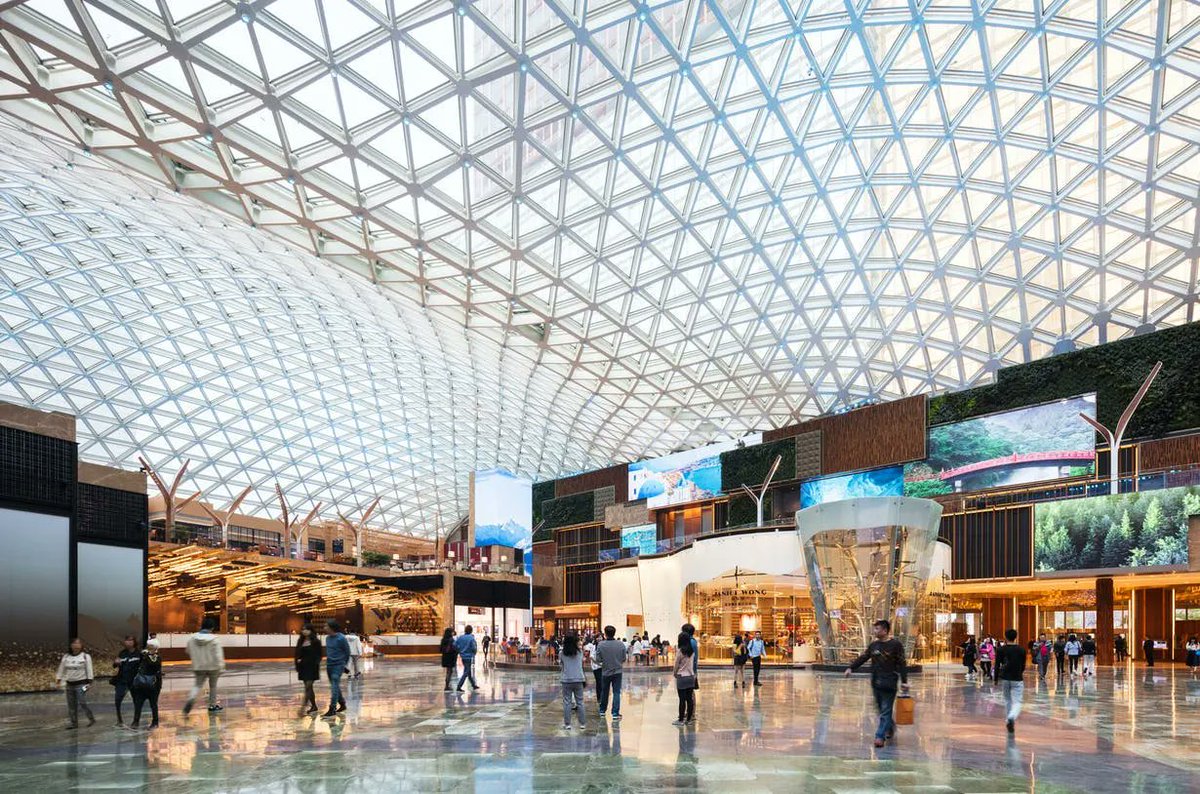 archinect's tweet photo. MGM Cotai by Kohn Pedersen Fox Associates (KPF) @KohnPedersenFox #ArchinectProjects 📸 H.G. Esch

Project details at https://t.co/muPhzMUZe6 https://t.co/RjxbDUwFwF