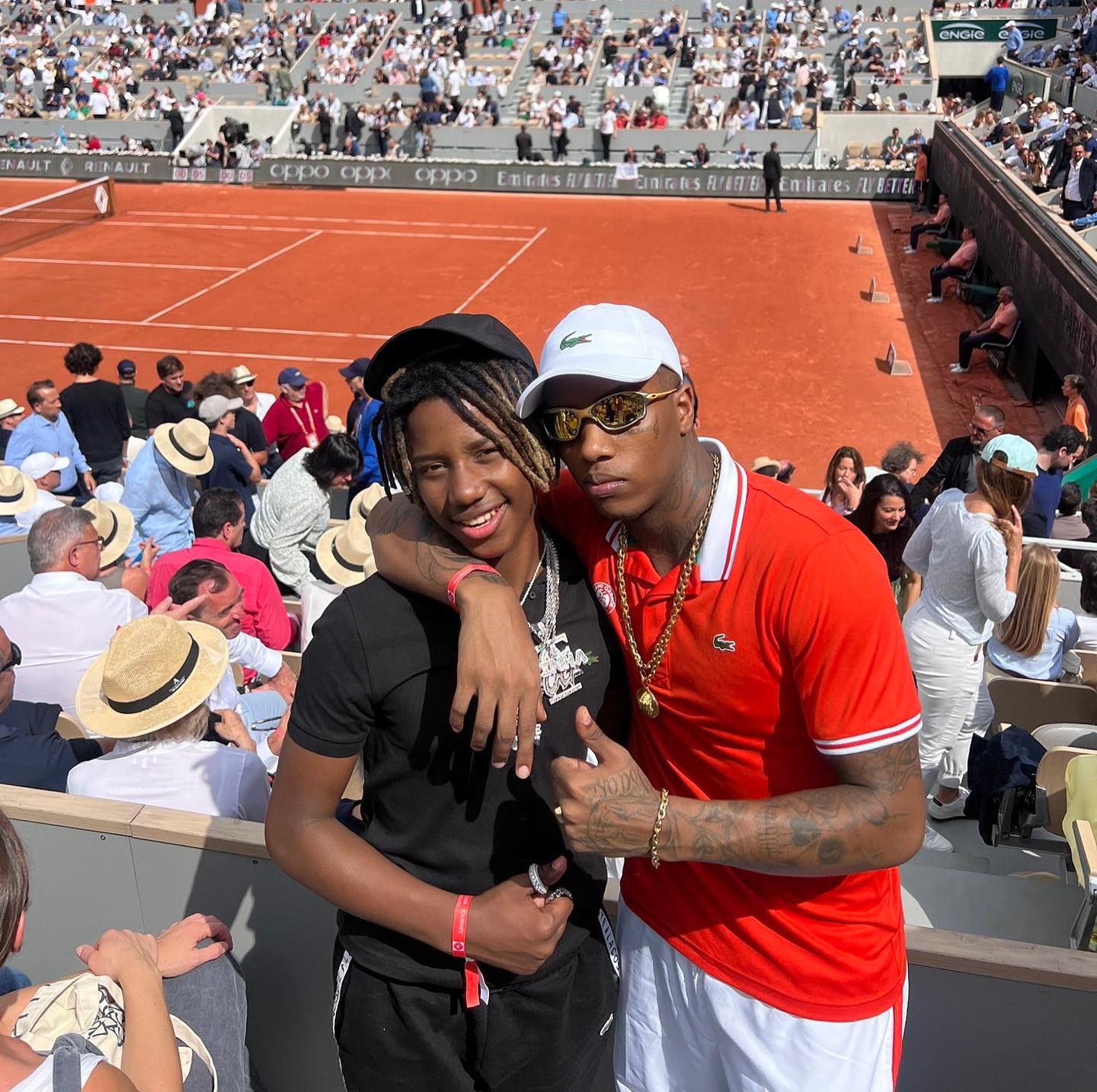 RAPRJ on Twitter: "Mc Caverinha e Kayblack foram convidados pela Lacoste para assistirem uma partida do renomado torneio de tênis de “Roland Garros” na França ???????? https://t.co/whE2g4A2o4" / Twitter