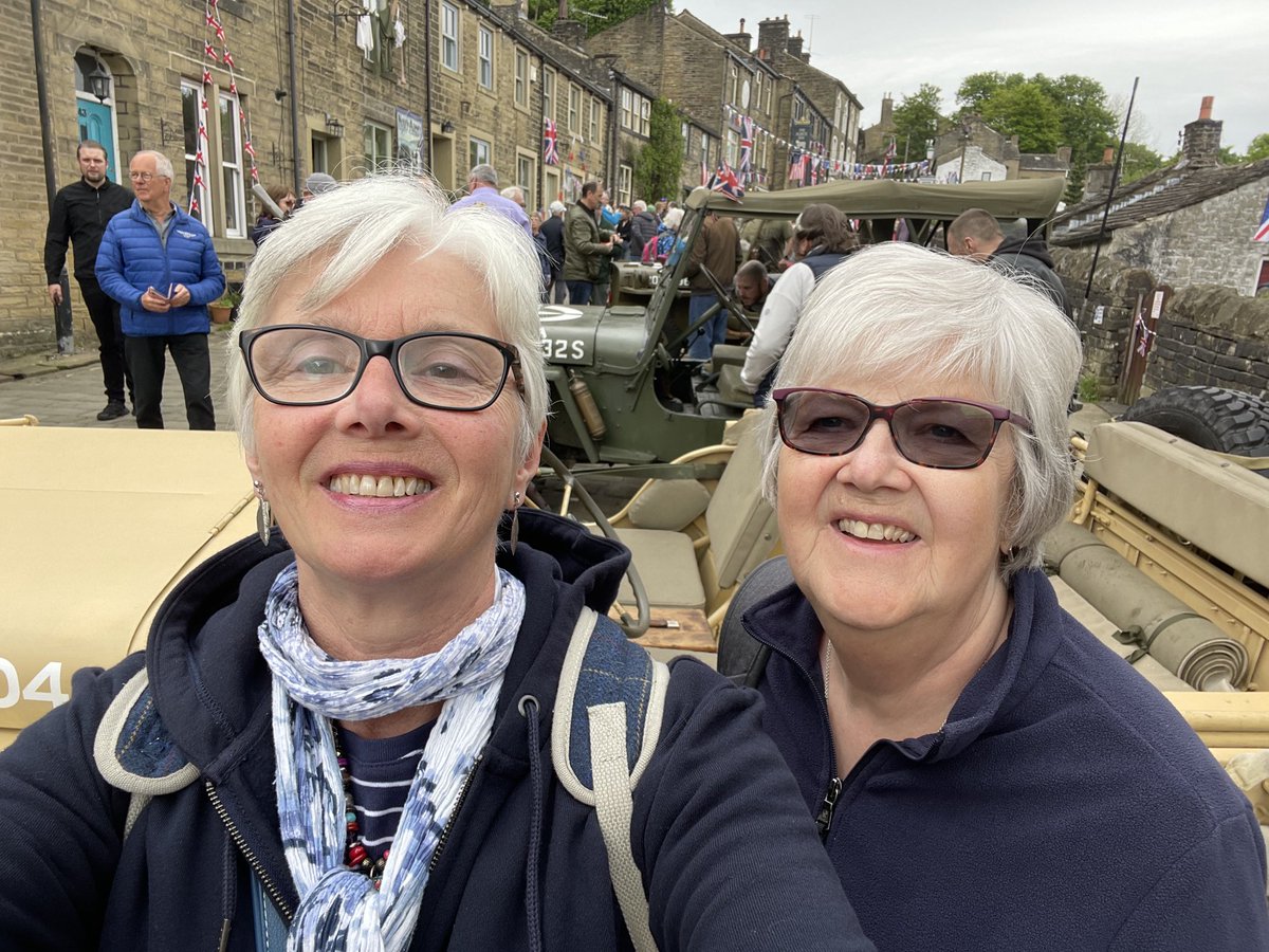 Soroptimists from SI Newcastle and SI Durham enjoying a day trip to Haworth. A fantastic turn out for the 1940s weekend. We enjoyed our tour ofBrontë sisters Parsonage. It was very educational.⁦@SIGBI1⁩ ⁦<a href="/VCNewcastle/">Volunteer Centre Newcastle</a>⁩ ⁦@NewcastleSorop1⁩ ⁦<a href="/DurhamSorops/">SIDurham</a>⁩
