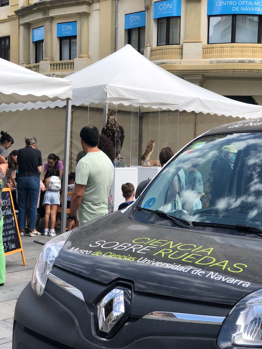 javiermaranon_'s tweet photo. Ayer celebramos el día del medio ambiente y el museo de la universidad salió a la calle. #DiaMundialDelMedioAmbiente  #Museodecienciasunav @cienciasunav https://t.co/IlUoBopEDZ