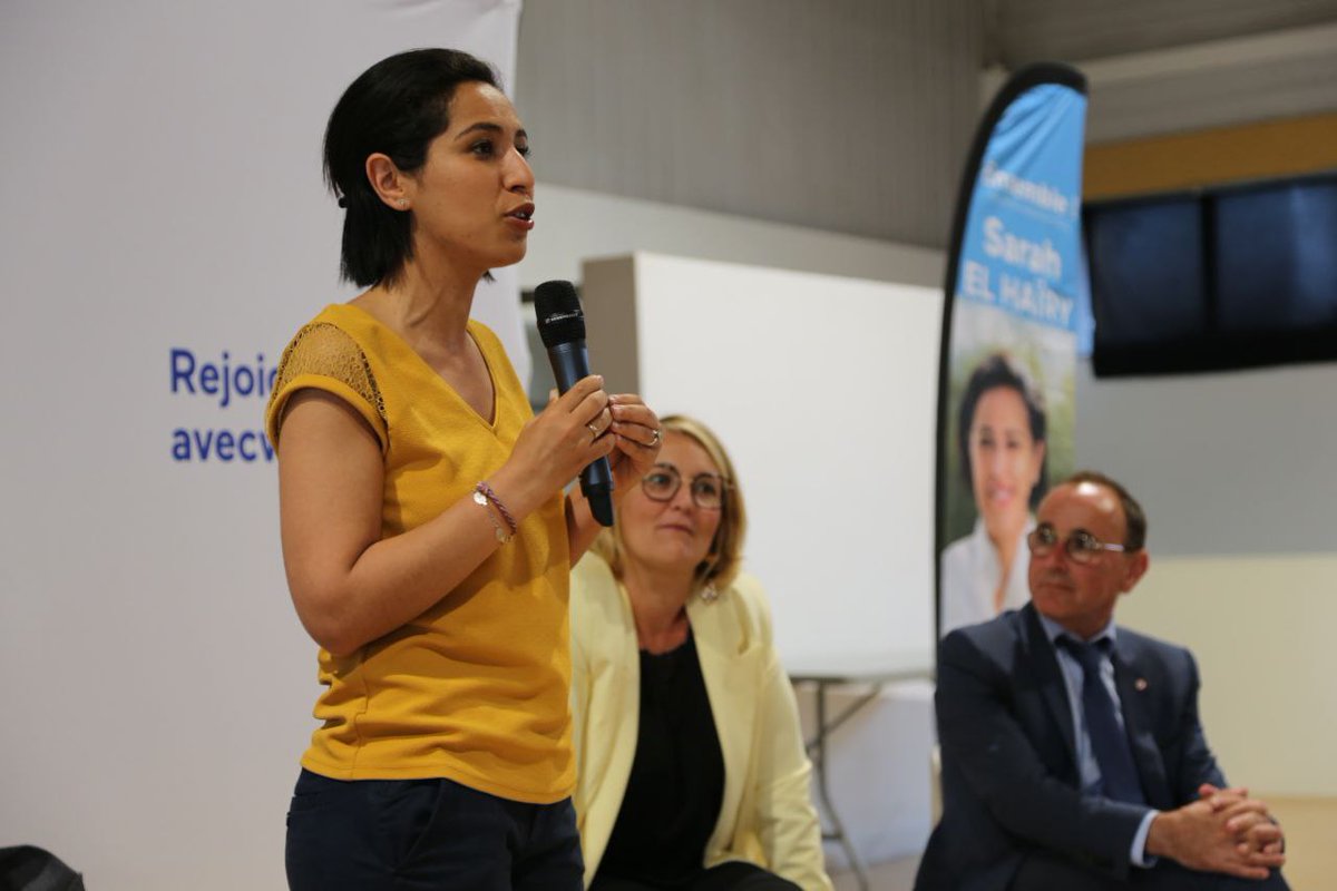 Jdems44's tweet photo. Pour ce dernier we de campagne, avec @sarahelhairy et @GeismarLuc, nous étions tous #Ensemble sur le terrain, pour aller à votre rencontre et échanger avec vous ! 🤝 #Circo4405 

🗳 Les 12 et 19 juin, votons pour les candidats de la #MajoritePresidentielle ! #legislatives2022 https://t.co/aRxG0IU7zD