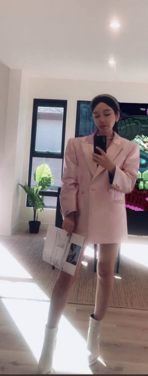 Angela ✨ tweet media