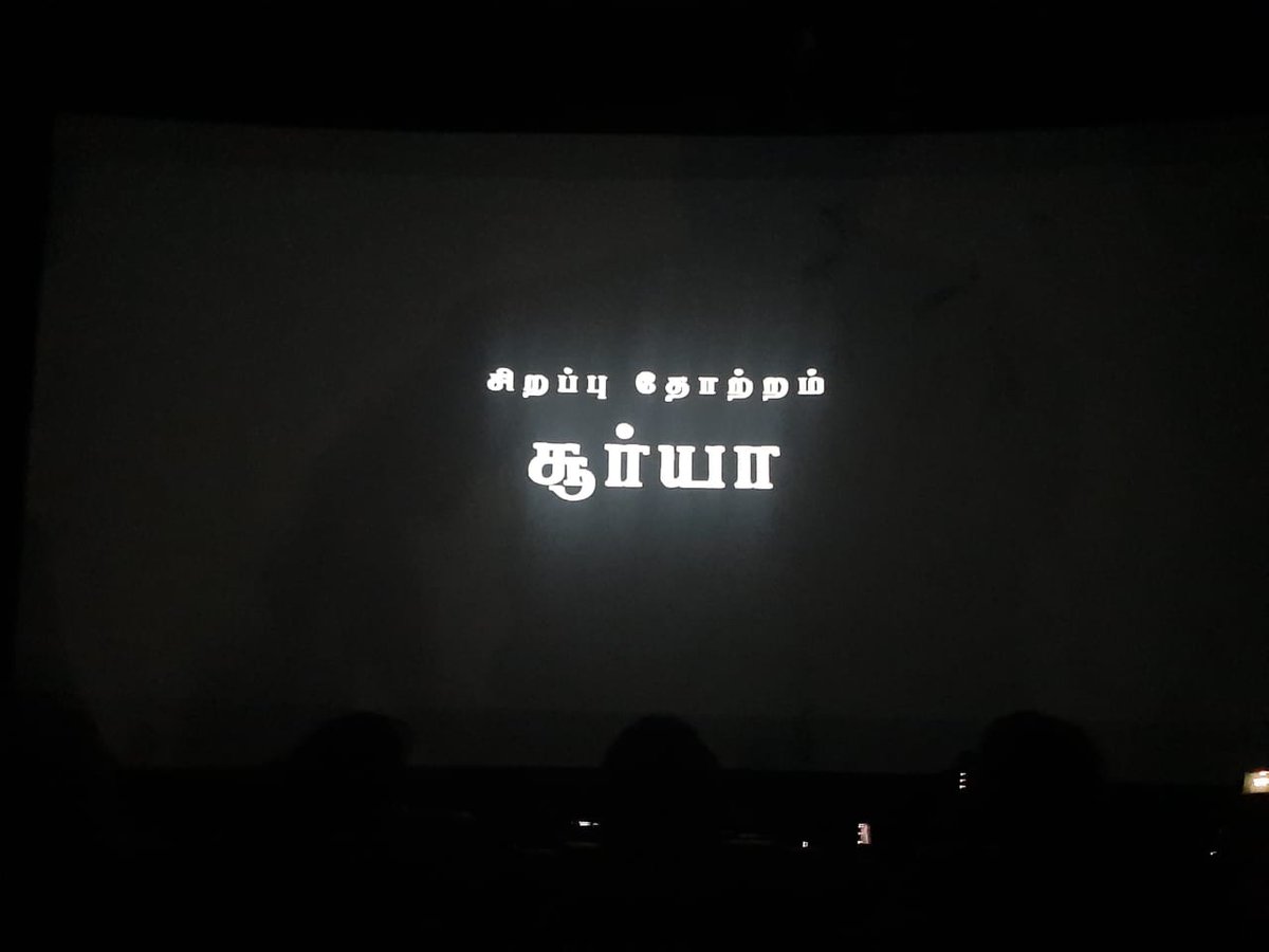 SfcNellai's tweet photo. #Vikram  Woooowwwww whatttttaaa Mooviieeeee 🔥🔥🔥 Heart Breaking 1st Half ⚡
@RamCinemas la Sound Effect Kizhiichitanga 🔥 @Dir_Lokesh @VijaySethuOffl @Suriya_offl @SuryaFansRage @TvlSFC @NellaiSuryaTeam #VikramInRamCinemas #Vikram3 #FahadhFaasil https://t.co/JI2U56v0JD