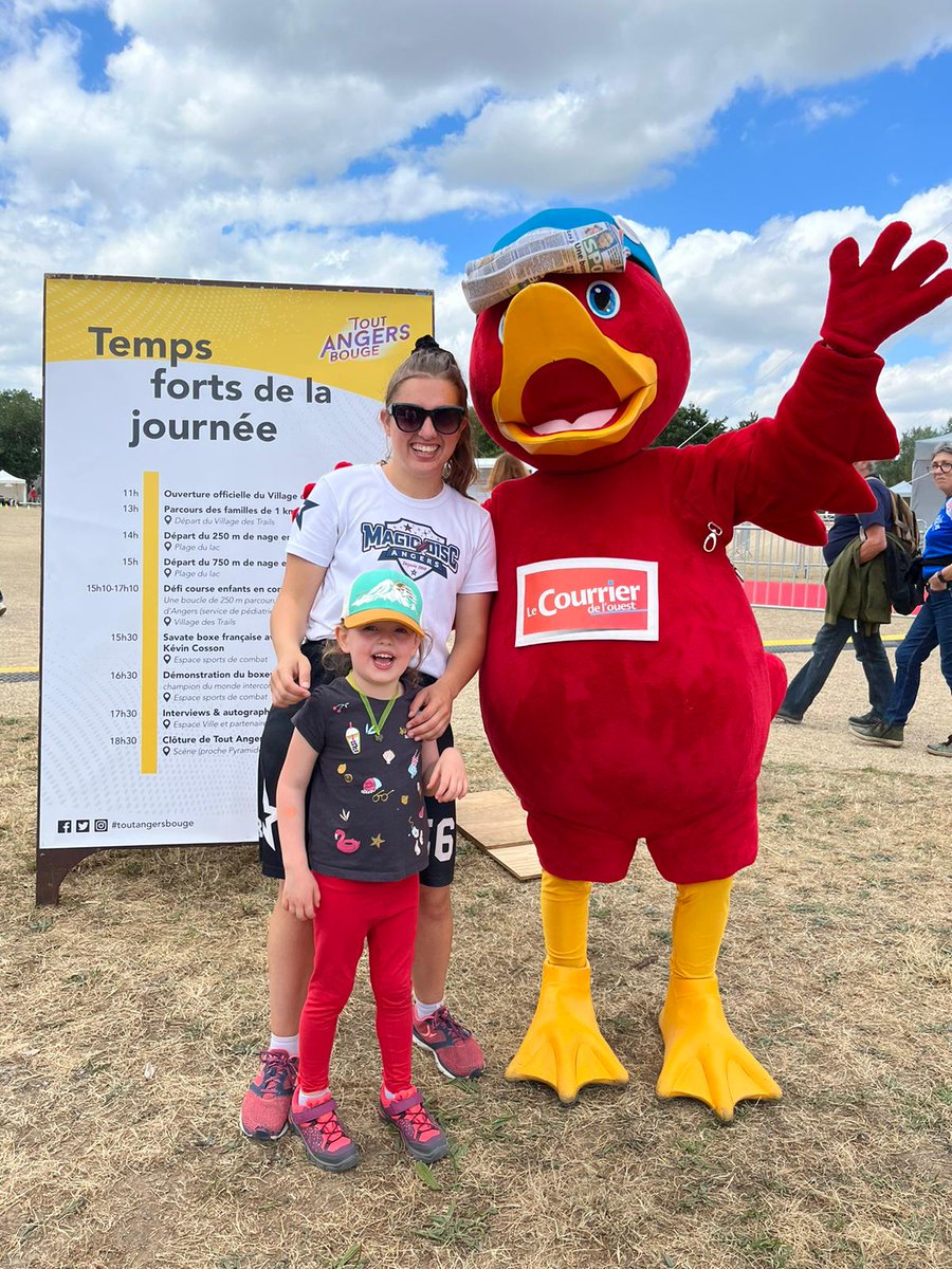 MagicDiscAngers's tweet image. Les Magic Disc sont présents au Lac de Maine pour le Tout Angers Bouge. #NosBénévoles #ToutAngersBouge