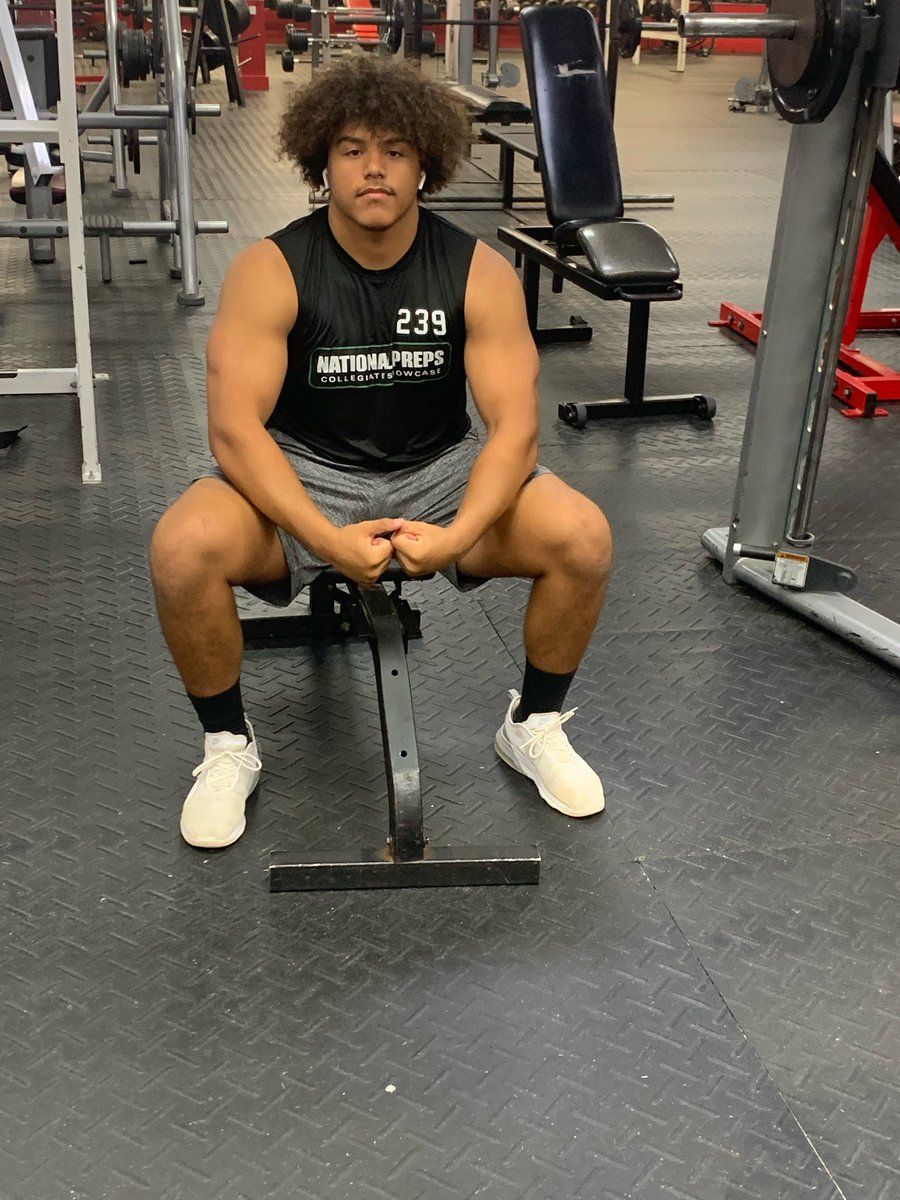 TheMQCWestside's tweet photo. His college coaches hadn’t even got their hands on him yet. @BrandonHigh17 been putting in some serious work since wrestling season ended. @ASUGoldenRamsFB is getting a stud that’s gone work 💪🏿💪🏿💪🏿 https://t.co/bKTvlWlwUE