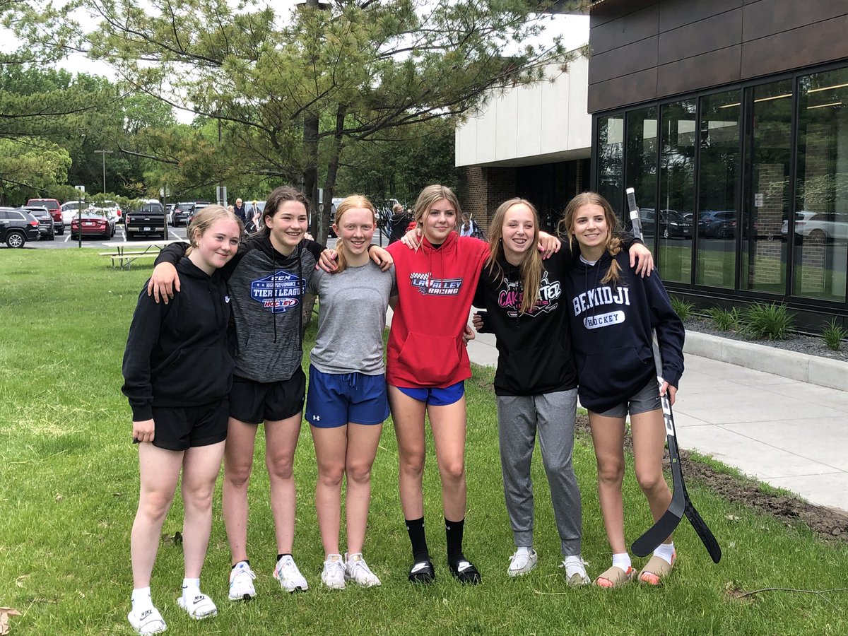 Megan_Berg1's tweet photo. Fun first weekend at the OS futures hockey camp with some of my Bemidji teammates
@girlshockeyBHS https://t.co/F5Vdu4oaCx
