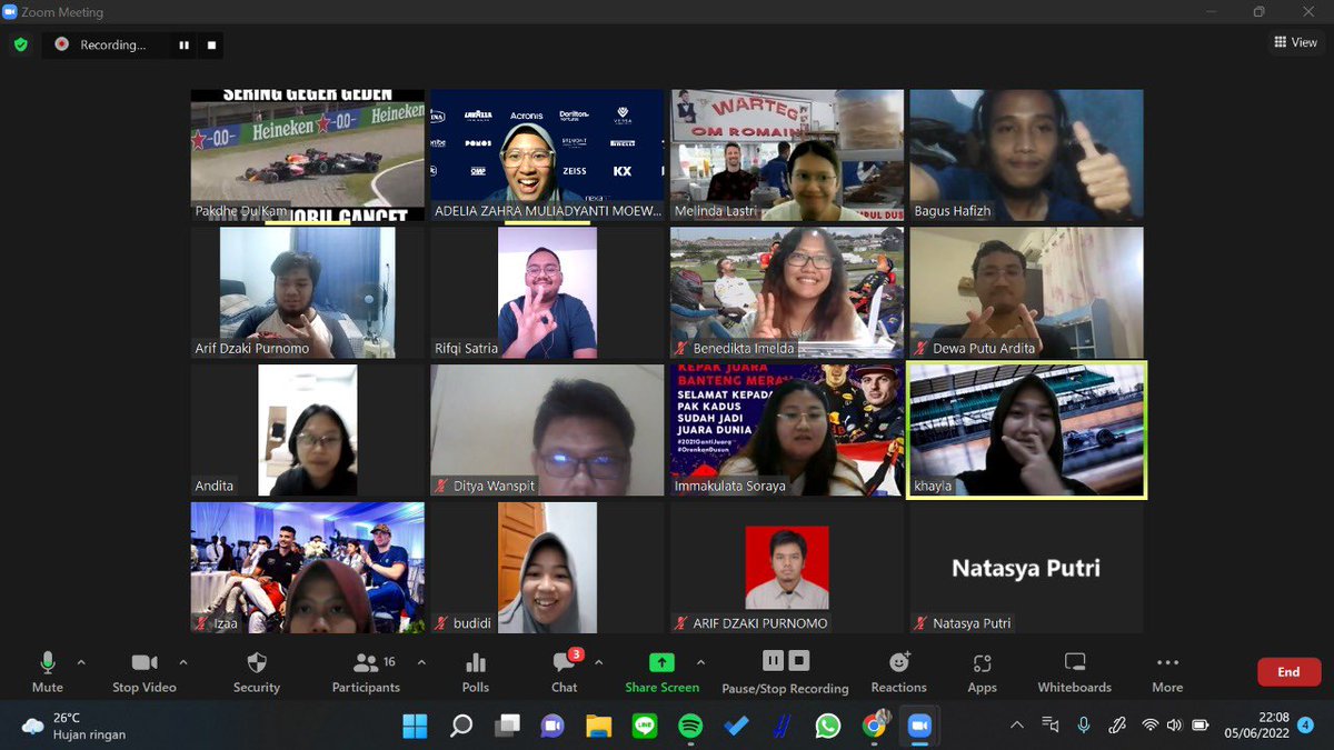 DusunFormula's tweet photo. Dengan ini dinyatakan lulus KKN di Kabupaten Gledek! 🥳
Terima kasih banyak atas waktunya, @GarisBalap, @f1speed_indo, @doelkamdi_46! Jadi kita tim #2022GantiJuara atau #5Periode, nih? https://t.co/y7NqhpzyY6