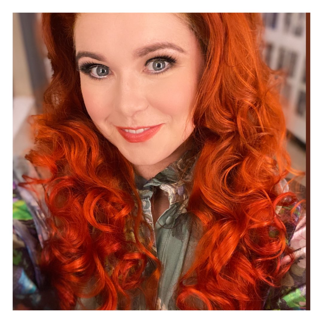 TaraErraught's tweet photo. Opening night ☘️ delighted to make my role debut as Maria in Donizetti’s Maria Stuarda with @IrishNatOpera at the @gaiety_theatre Dublin. Toi toi toi Tutti 🥰 @annadevin @GemmaNB @EspirituArthur @giorgiocaoduro @CallumTBass &amp; Chorus and Crew 🥰☘️ https://t.co/2yR0gvoMDk