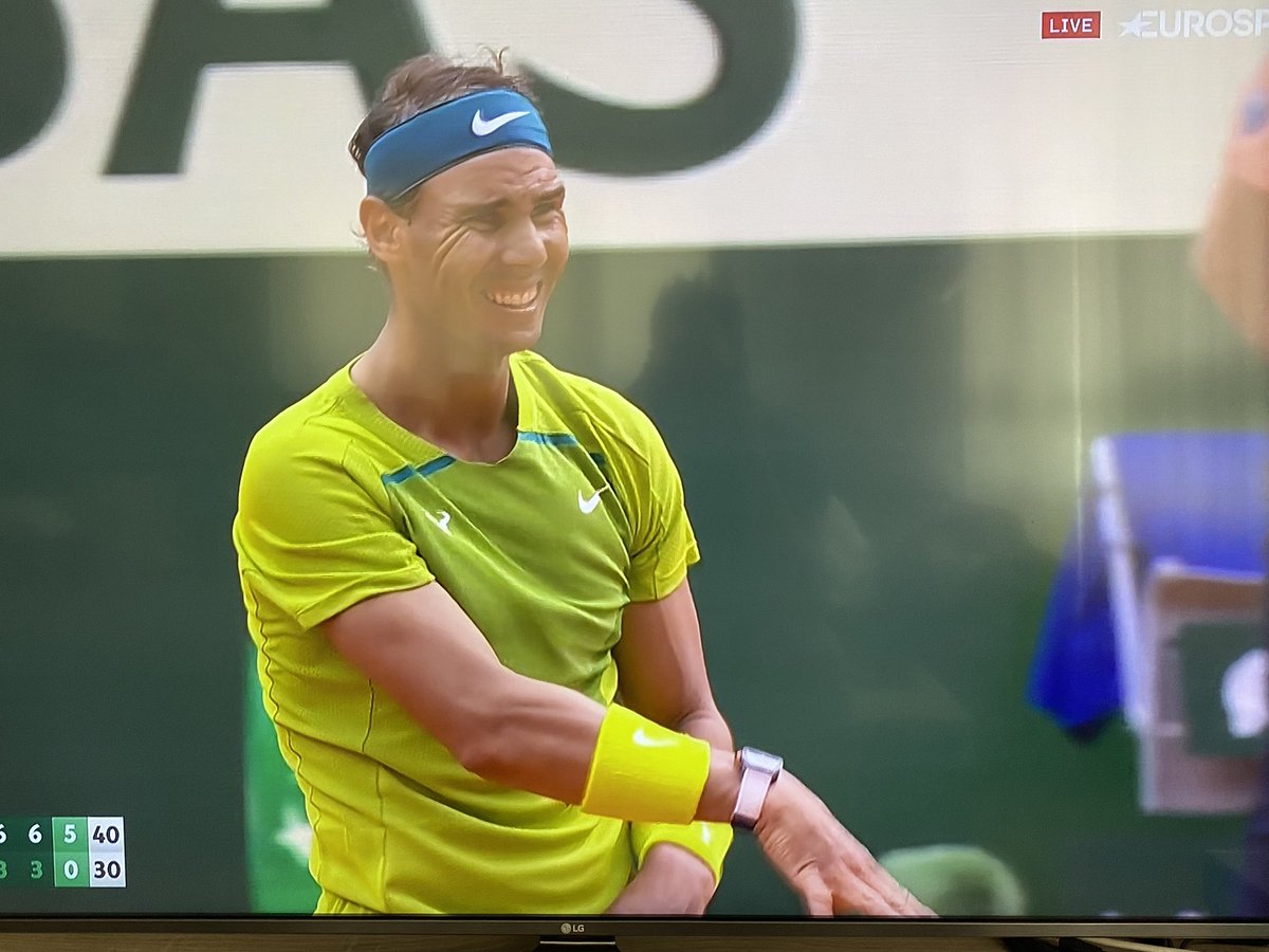 Generaldepie_'s tweet photo. GRACIAS @RafaelNadal por estos años que nos has regalado. El mejor deportista español de la historia. 

🏆🏆🏆🏆🏆🏆🏆🏆🏆🏆🏆🏆🏆🏆 #RolandGarros https://t.co/MdEQKWGMUA
