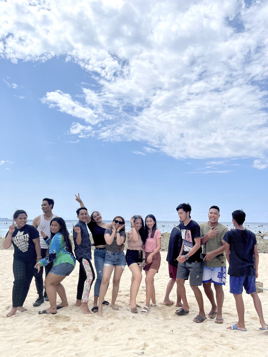 cher_steffii's tweet photo. Travel is better with friends too 💙
Hanggang saan aabot ang libreng sakay mo?😅 #Unplannnedtrip #Batch2018💎 https://t.co/otPbKFaupN