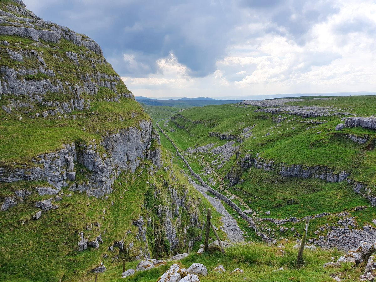 Chris Mackin tweet media