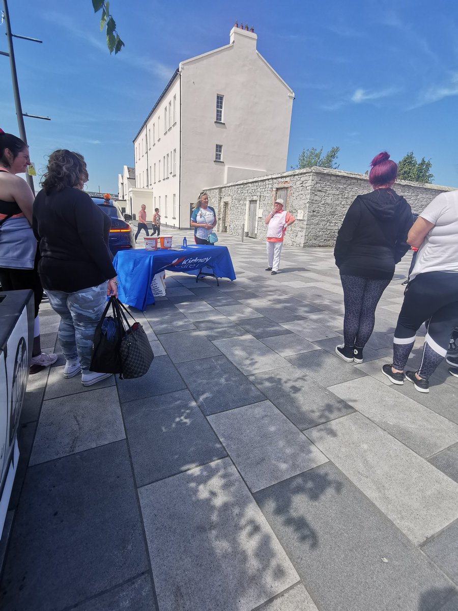stephhb18's tweet photo. What a beautiful day for the #derrydander for @kidneycareuk πβ€οΈ https://t.co/WXq2R06OQX