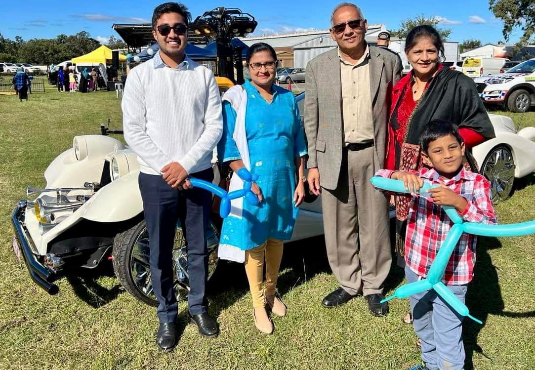 JitendraJd's tweet photo. Eid Mela organised by Islamic Society of Queensland on Saturday June 4. We had pleasure to attend the opening ceremony and chief guest was The right Honourable, the Lord Mayor of Brisbane, Cr Adrian Schrinner. Other dignitaries included Mr Peter Russo MP Member for Toohey. https://t.co/md8oKkC6zg