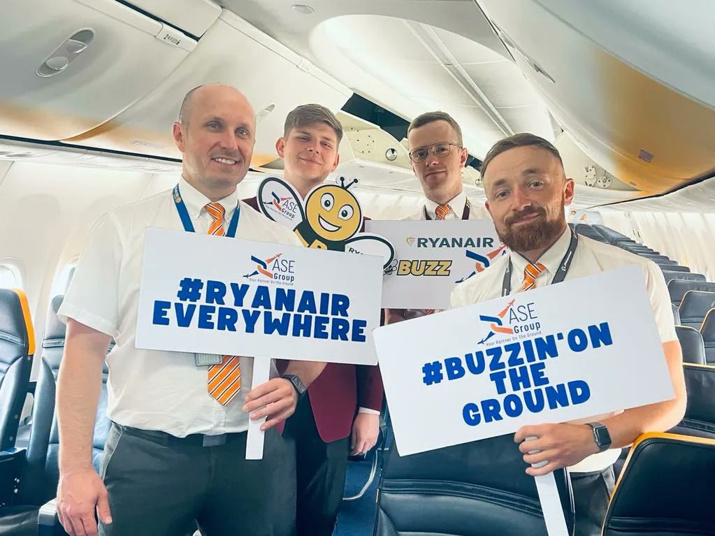 ASEGroup's tweet photo. 2 JUNE - BUZZ AIR landed FOR THE FIRST TIME in EGYPT HRG  #ryanaireverywhere #buzzinontheground #yourpartnerontheground https://t.co/sP7V0rA8Ta