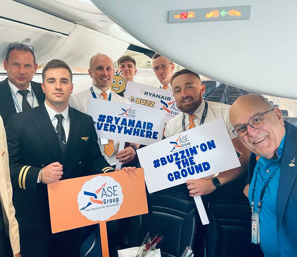 ASEGroup's tweet photo. 2 JUNE - BUZZ AIR landed FOR THE FIRST TIME in EGYPT HRG  #ryanaireverywhere #buzzinontheground #yourpartnerontheground https://t.co/sP7V0rA8Ta