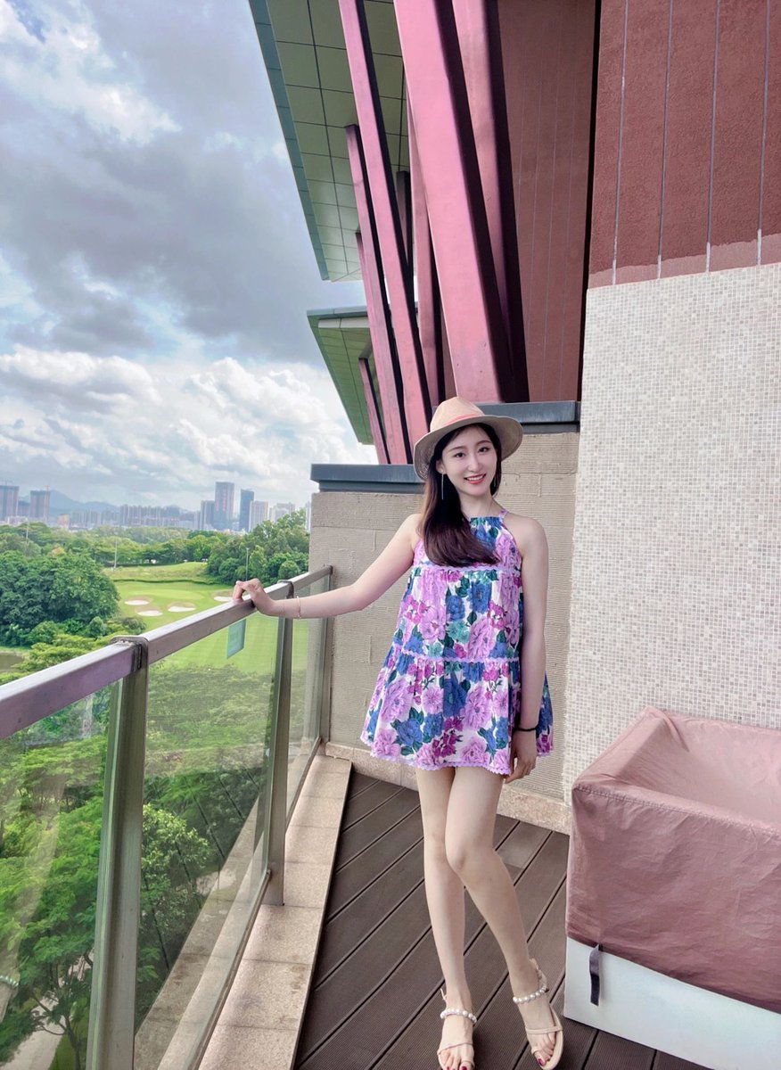 Belle718a's tweet photo. 向内认知，向外行走
生活到极致是简与静
而美到极致一定是素与雅☕️

上次来这里是11月份的时候，
可能单身的一点就是，随时说走就走。。。

居于都市，却别有一番度假⛱️之地。
隐藏在深圳龙岗的一片绿洲
小隐隐于野 大隐隐于市 https://t.co/2WxqyTpqOP