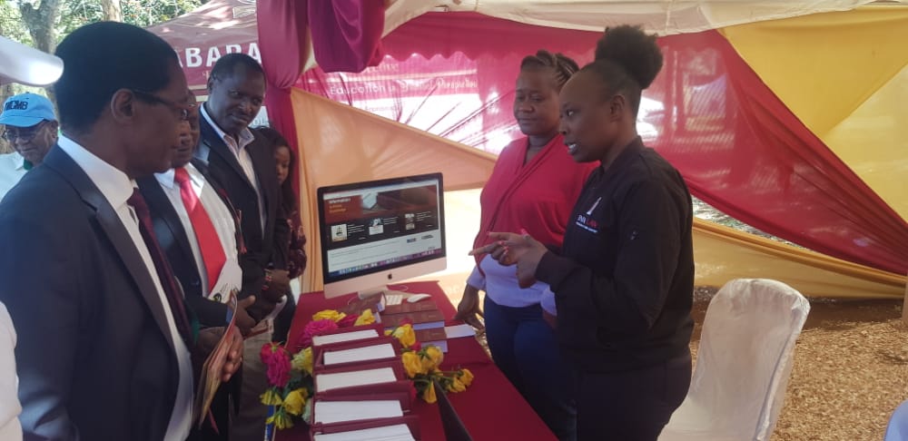 MyKenyaLaw's tweet photo. Day 4 at Meru Showground we were privileged to be visited by the guest honor for the day Prof. David Gichoya-Vice Chancellor Kenya Methodist University together with his team and the management team from Meru Show.
#MeruShow
@kemukenya https://t.co/FQXTNkFf24