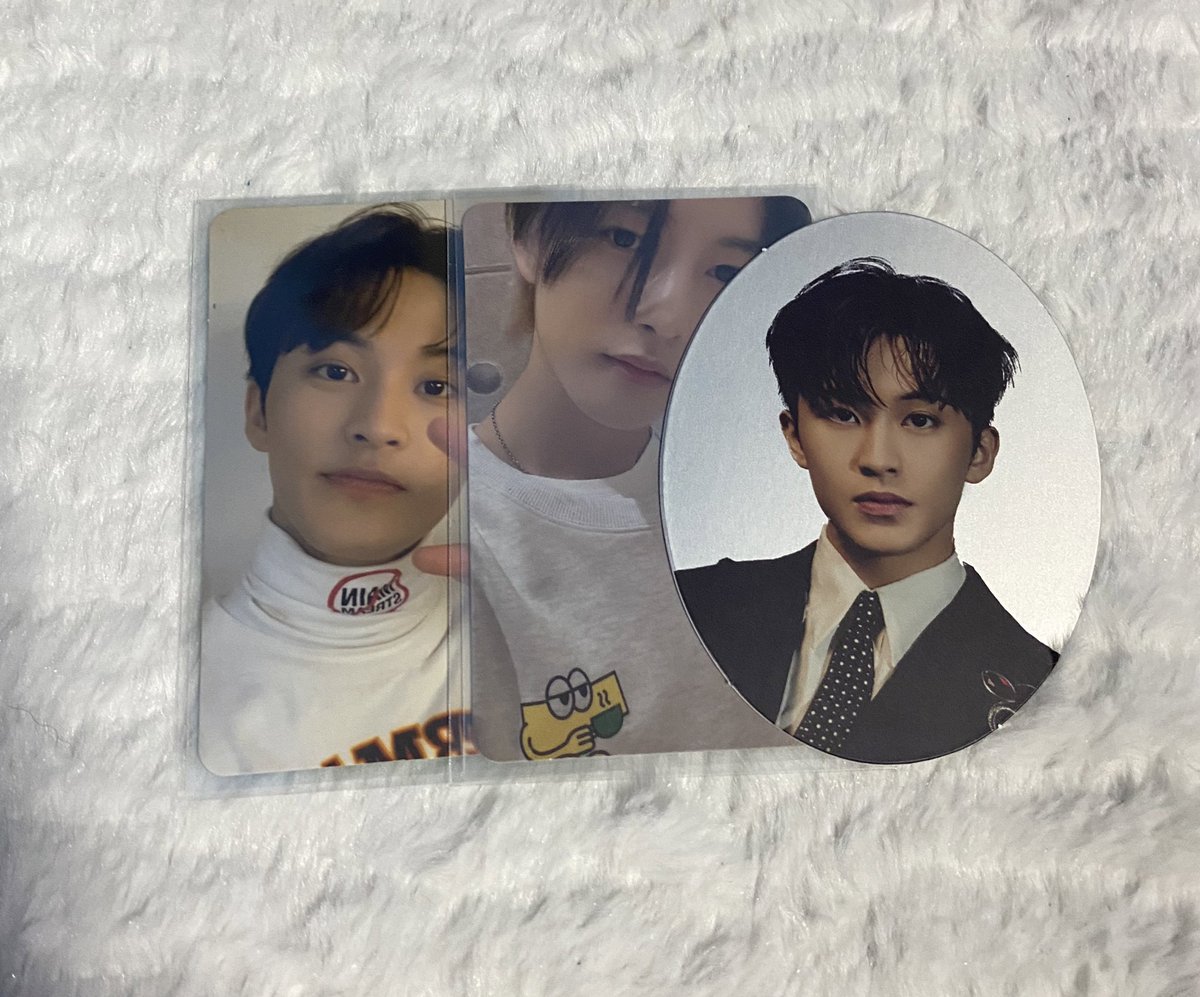 renminniee's tweet photo. —–✮ today's #snellemails ଘ( ˊᵕˋ )ଓ 
╰ from: @svvnh00n 

thank you vv much ate for being my first ka trade🫶🏻 grabe yung freebies naiiyak ako so much huhuhu labyuu!! sana dumating na din yung sunsun mo>< https://t.co/92zhOY0N1T
